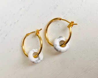 16kt gold plated huggy hoops, white crackle  hooped earrings, white donut bead