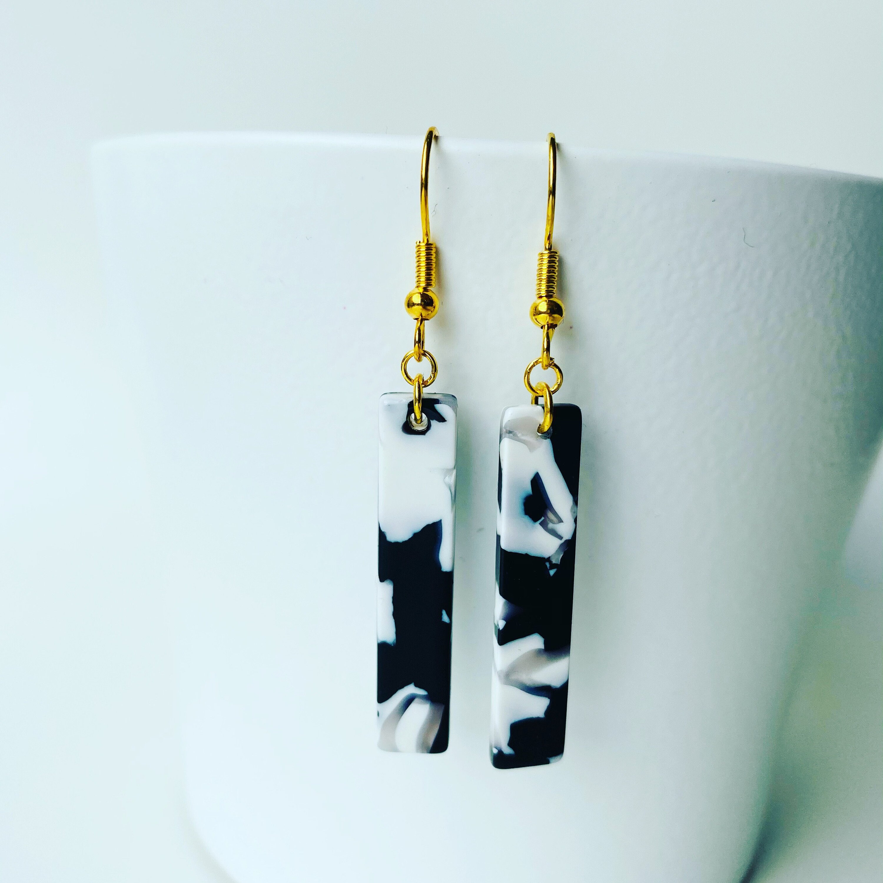 Delicate black & white Resin Earrings resin earrings Etsy
