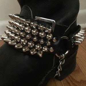 Demon Bootstrap | SEXMAN LEATHER cone stud leather bootstrap