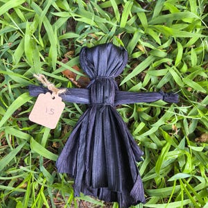 Black Corn Husk Doll Fall Crafting 15