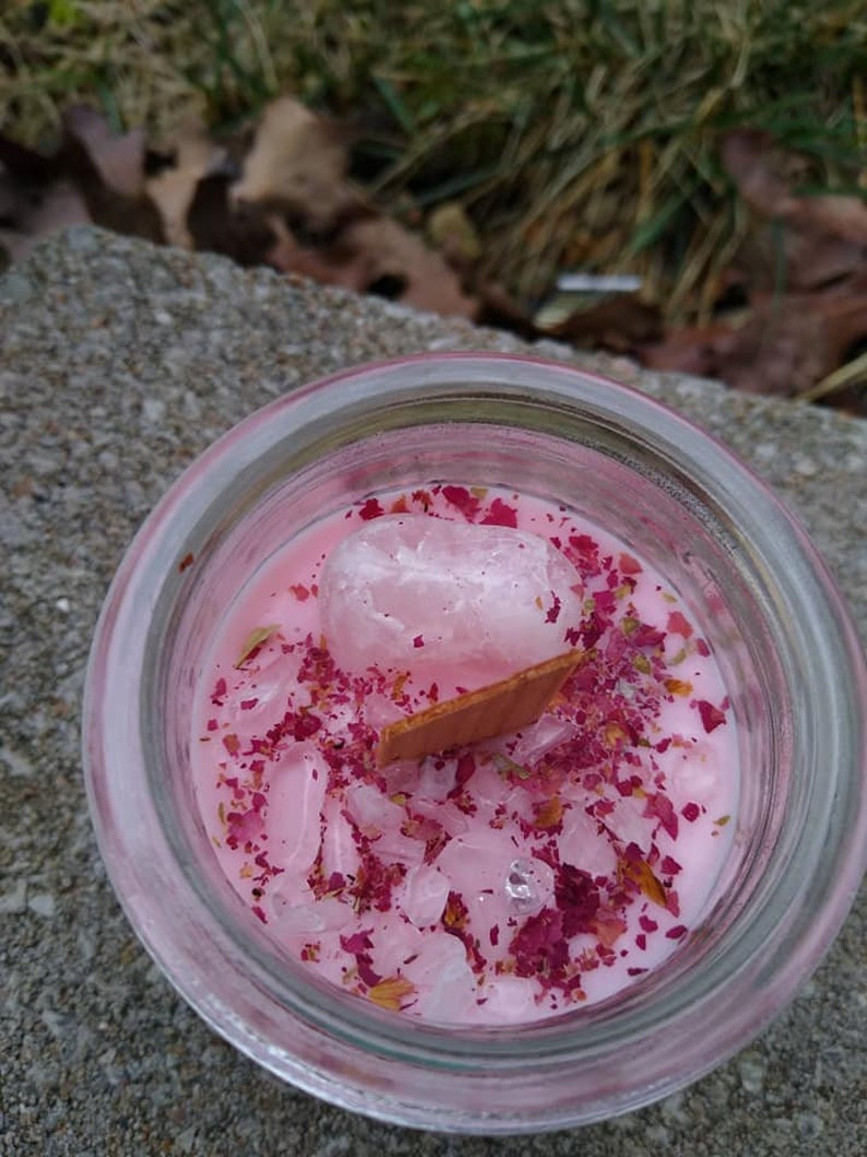 Victorian Rose Wood wick Soy Container Candle with Rose quartz