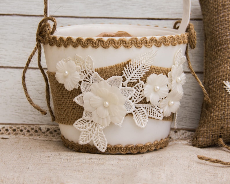Outdoor Wedding Rustic Flower Girl Basket Farm Wedding Burlap and Lace Country Chic Wedding Burlap Flower Girl basket