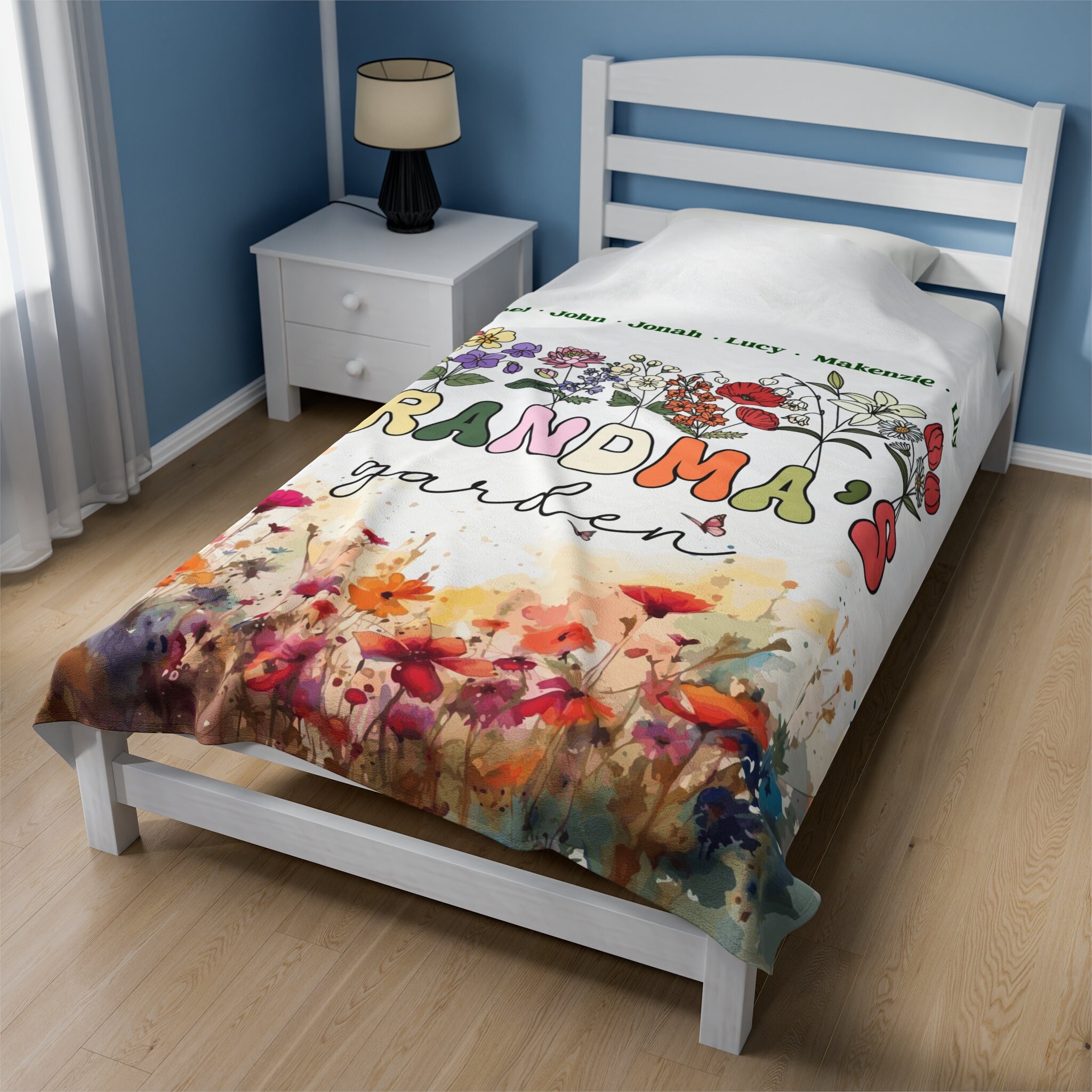 Grandma's Garden Blanket | Birth Flower Bouquet Throw | Custom Text Mother's Day Gift with Kids' or Grandchildren's Names