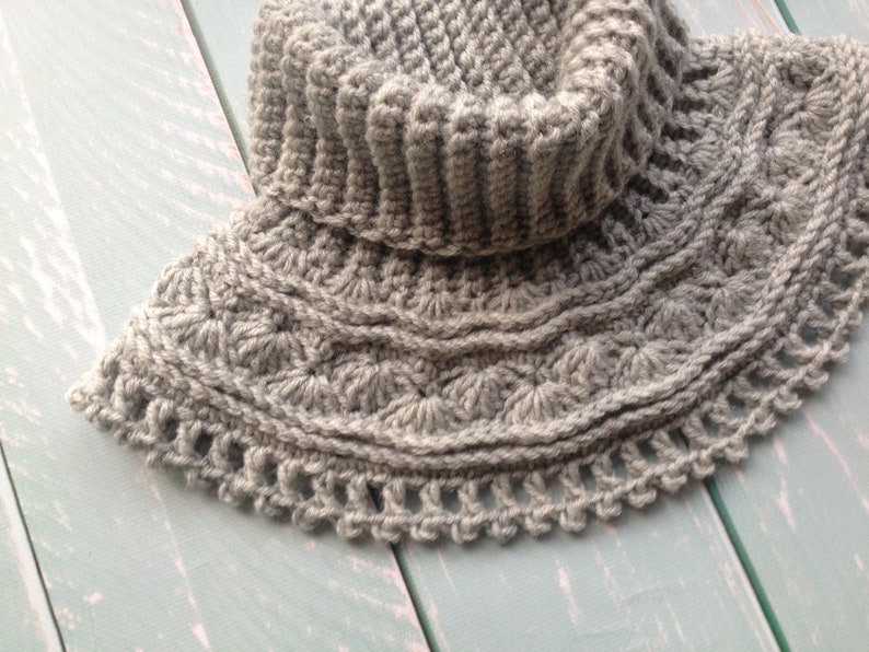 Crocheted textured double neck cowl