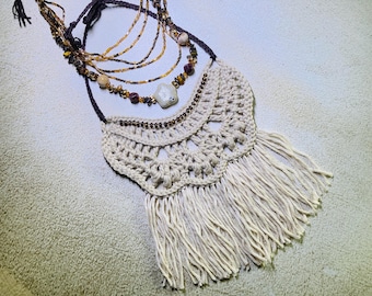 Tina Boho Halskette Häkelanleitung | Gehäkelte Halskette Muster | Boho Halskette Muster | Gehäkelte Kette in Boho Style Muster