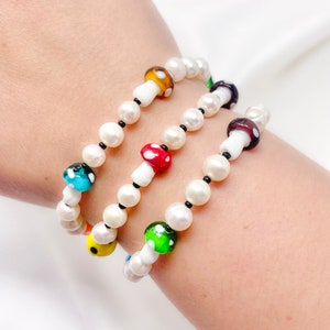 Stretchy glass mushroom and freshwater pearl beaded bracelet, boho cottagecore, y2k 90s bracelet, gifts for her