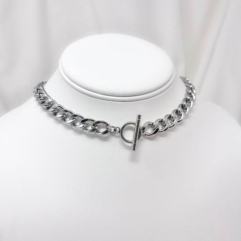 Stainless steel extra chunky 10mm curb chain choker necklace with toggle clasp, unisex necklace, gifts for him, gifts for her, trendy, y2k image 3