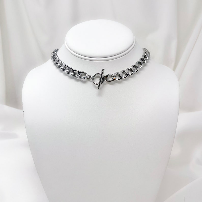 Stainless steel extra chunky 10mm curb chain choker necklace with toggle clasp, unisex necklace, gifts for him, gifts for her, trendy, y2k image 2