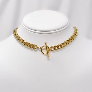 Gold plated stainless steel chunky 7mm curb chain choker necklace with toggle clasp, unisex necklace, gifts for him, gifts for her, trendy