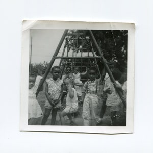 Swings, vitnage African American snapshot photo