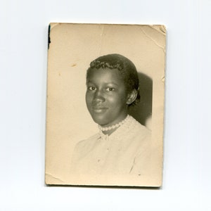 Pearl choker, vintage African American studio photo