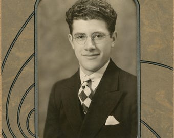 Checkered tie, vintage studio photo