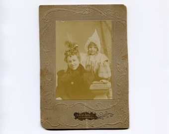 A smile, antique cabinet card photo