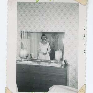 Making my wedding dress, vintage snapshot photo lot image 2