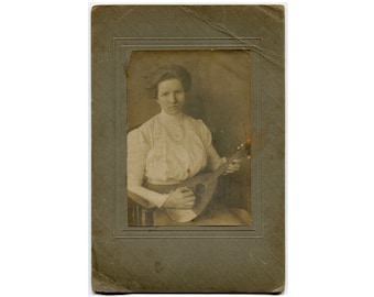 Mandolin player, large antique cabinet card photo