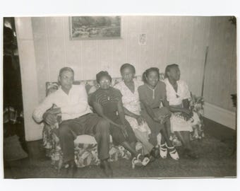 Squeezed in, vintage snapshot photo, African American family