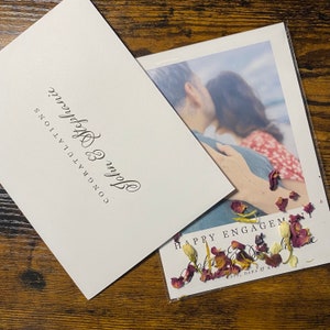 Carte de fiançailles avec pétales de rose séchés naturellement + enveloppe