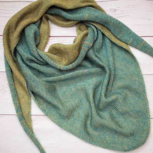 Foulard triangulaire double face en mohair de soie fait main cache-cou châle Baktus doux et chaud cadeau parfait pour la fête des femmes