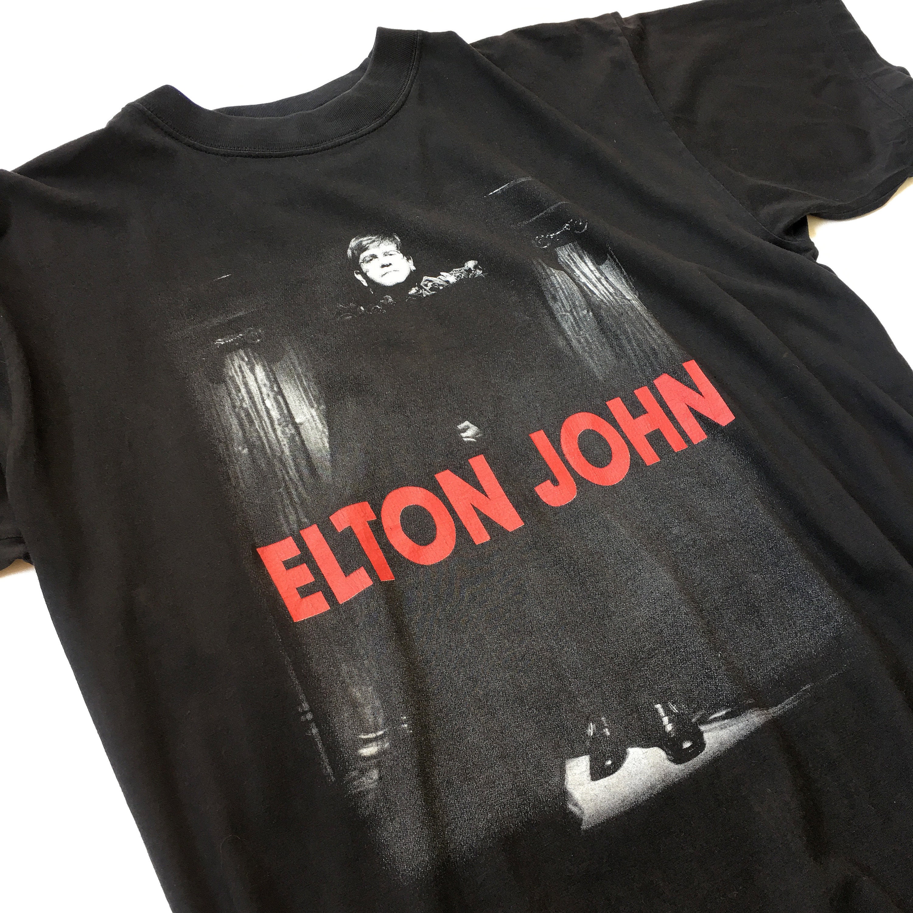 Discover Original Vintage 1997 Elton John The Big Picture tour T-Shirt