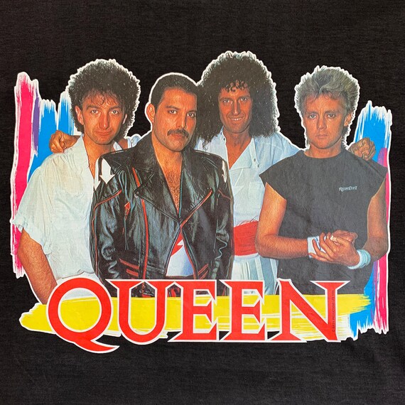 Official 1985 Queen Concert t shirt size medium F… - image 3