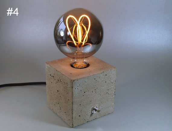 Lampe en béton cubo avec câble textile -  France