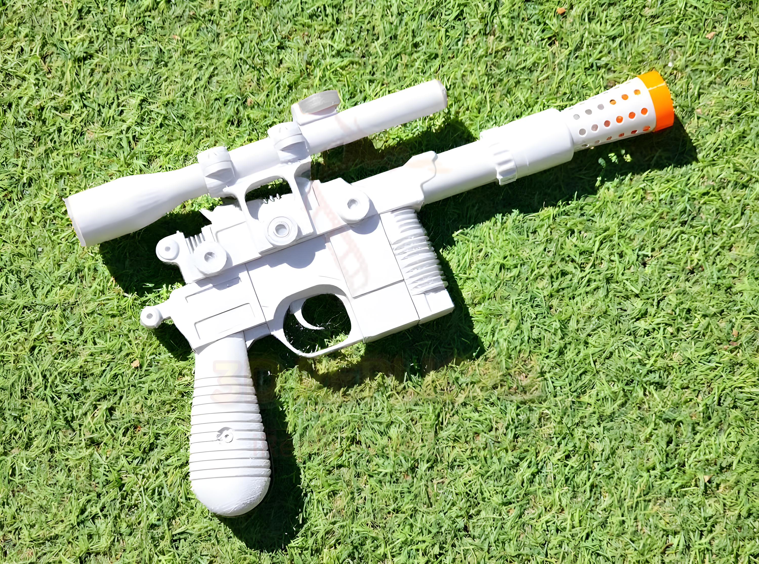 スターウォーズ DL44 ブラスター 組み立てキット