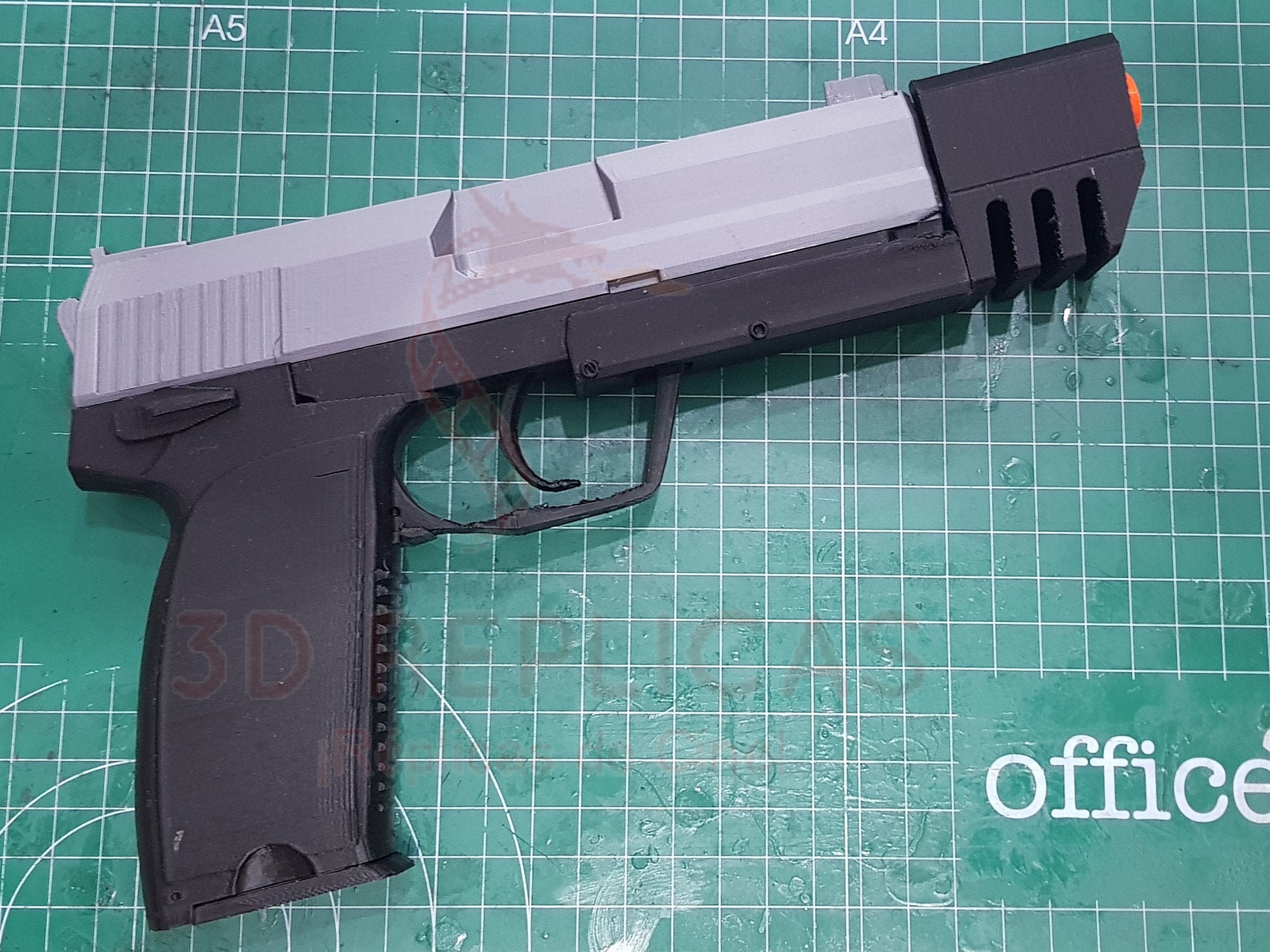 Tomb Raider Lara Croft H&K USP Match Pistol Gun Prop Replica Etsy