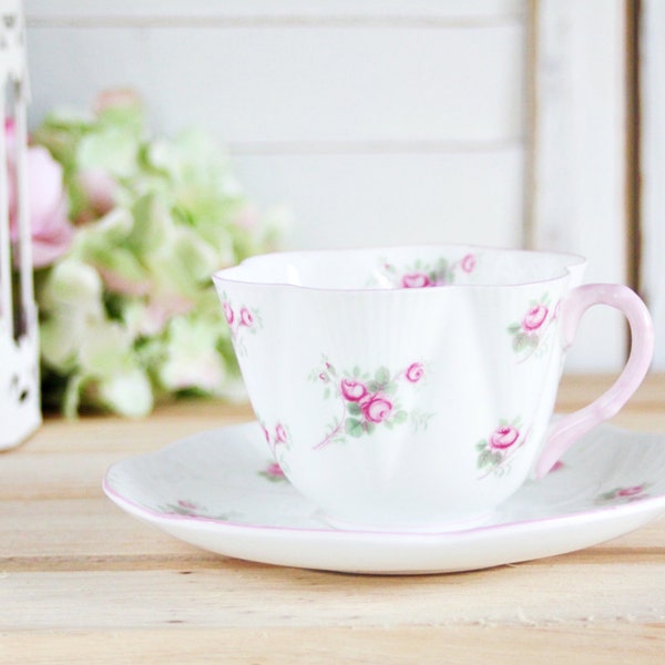 Shelley Dainty Bridal Rose Teacup: Shelley Dainty Teacup, Vintage Teacup, English Teacup, Rare shelley, Pretty Teacup, Tea Party Teacup