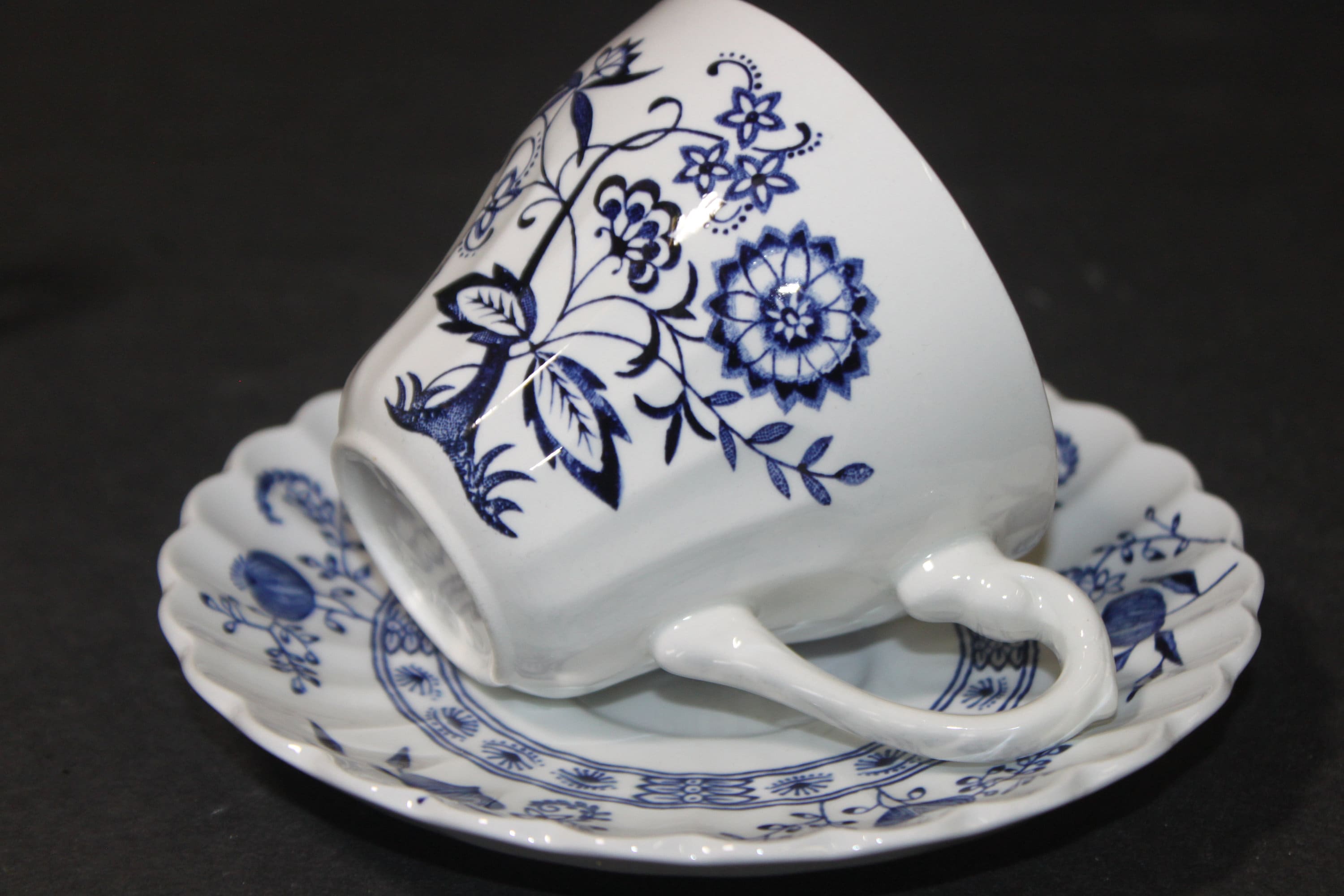 JG Meakin Blue Nordic Cup and Saucer Set: Blue Onion Design - Etsy