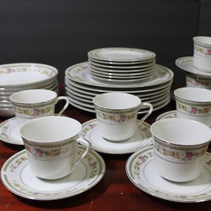 35 Piece Everbrite Savanah &quot;Savannah&quot; Japan Dinnerware Set