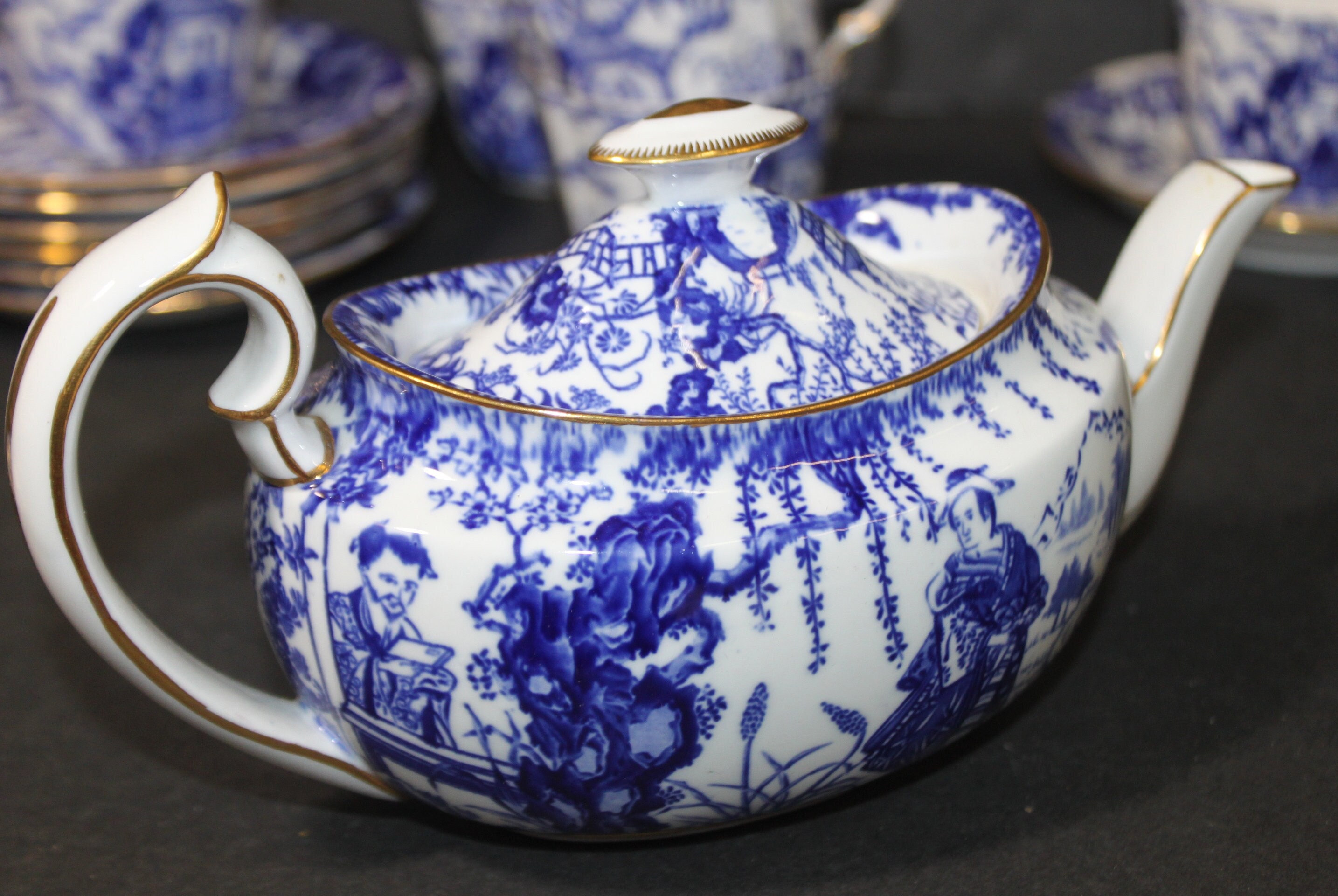 Royal Crown Derby 