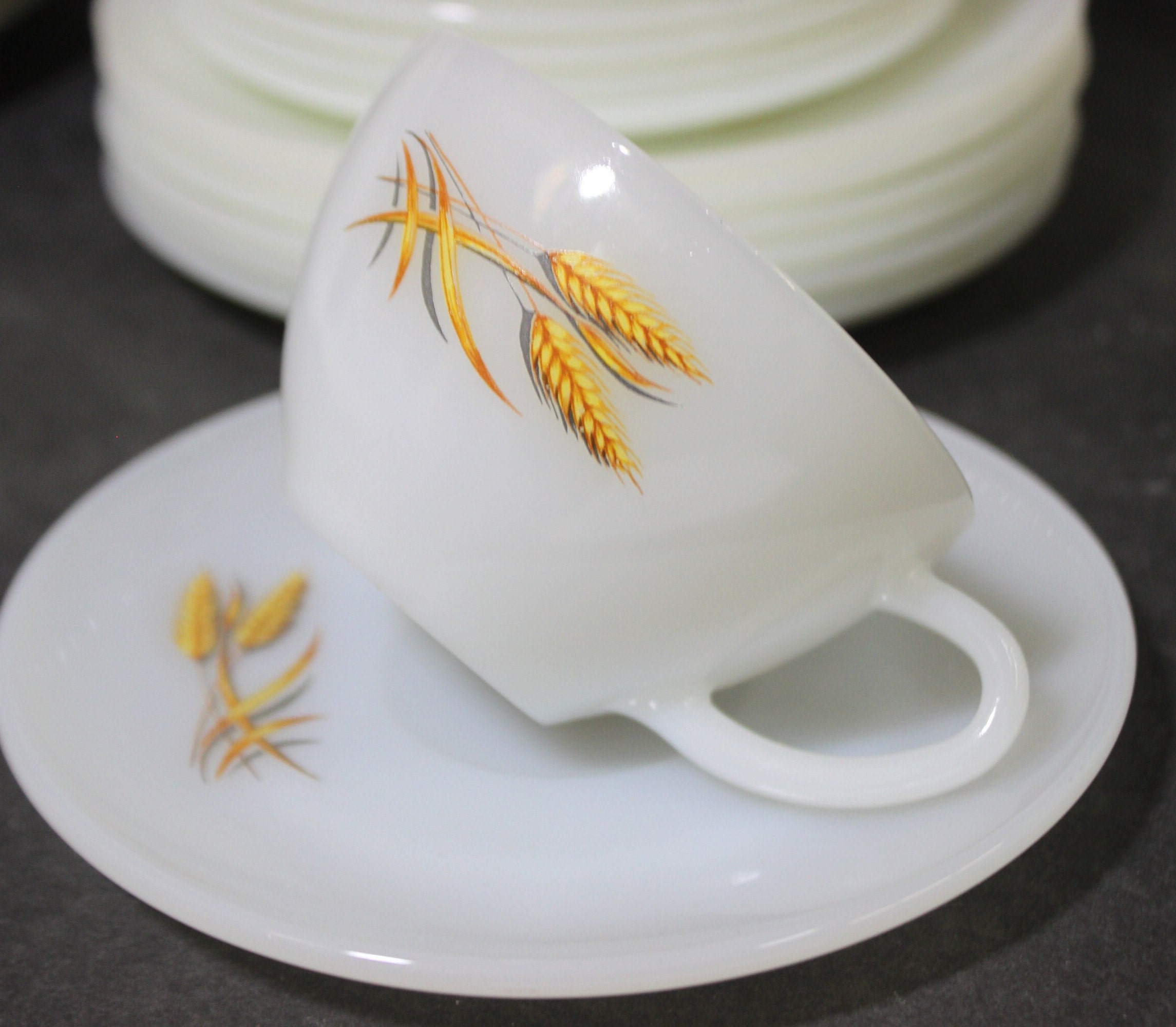 ヴィンテージ ファイヤーキング ウィートカップ＆ソーサー：イエロー