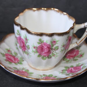 Victoria  Bone China Teacup  & Saucer - Golden Rim w/Floral Pattern, Bridal Party Gift SUPERB