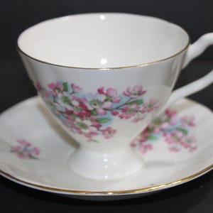 Vintage Giftcraft Bone China Teacup & Saucer Set |  English Teacup, Delicate Floral, UK Production
