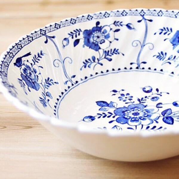 Vintage Johnson Brothers "Indies Blue" Round Vegetable Bowl 8": Blue Serving Bowl, Vintage Serving Bowl, Blue Transferware Bowl