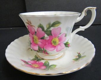 Royal Albert Prairie Rose Teetasse mit Untertasse: Vintage Bone China
