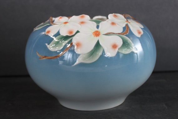 Franz Collection 登峰造極 瓷瓶 Signed FRANZ Collection 'Long Tail Hummingbird' Porcelain