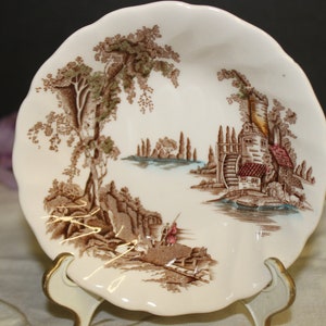 Johnson Bros &quot;The Old Mill&quot; Brown Multicolor Fruit/Berry Bowl  : Thanksgiving , Holiday Fruit Bowl, Vintage, Discontinued 1977 Superb