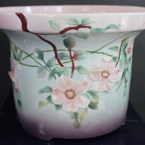 Franz Porzellan Rosen-Topf: Handgemaltes Motiv ""Verzauberter Garten""."