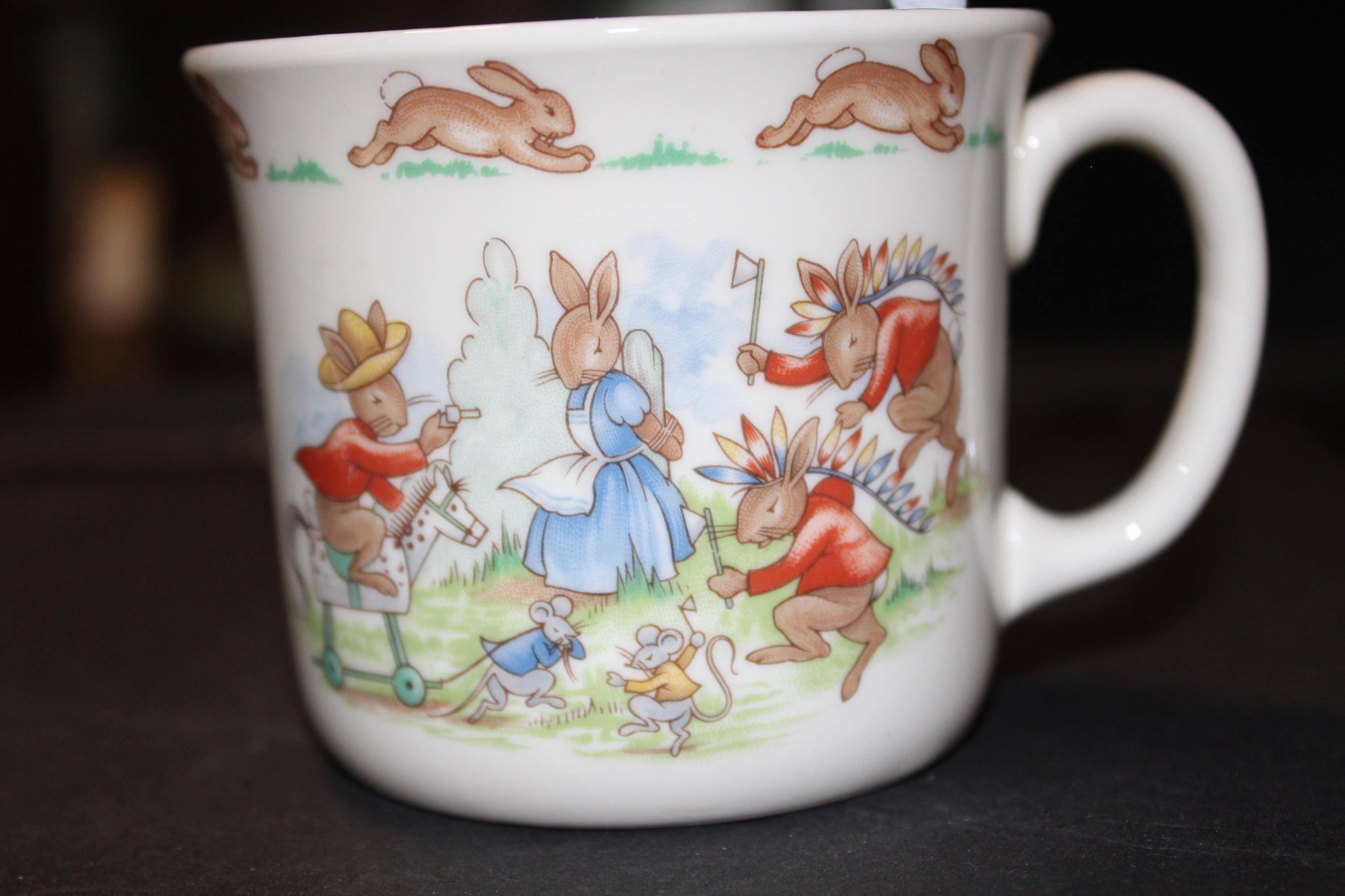 バニーキンス プレイングマグ：ロイヤルドルトン ボーンチャイナ、英国