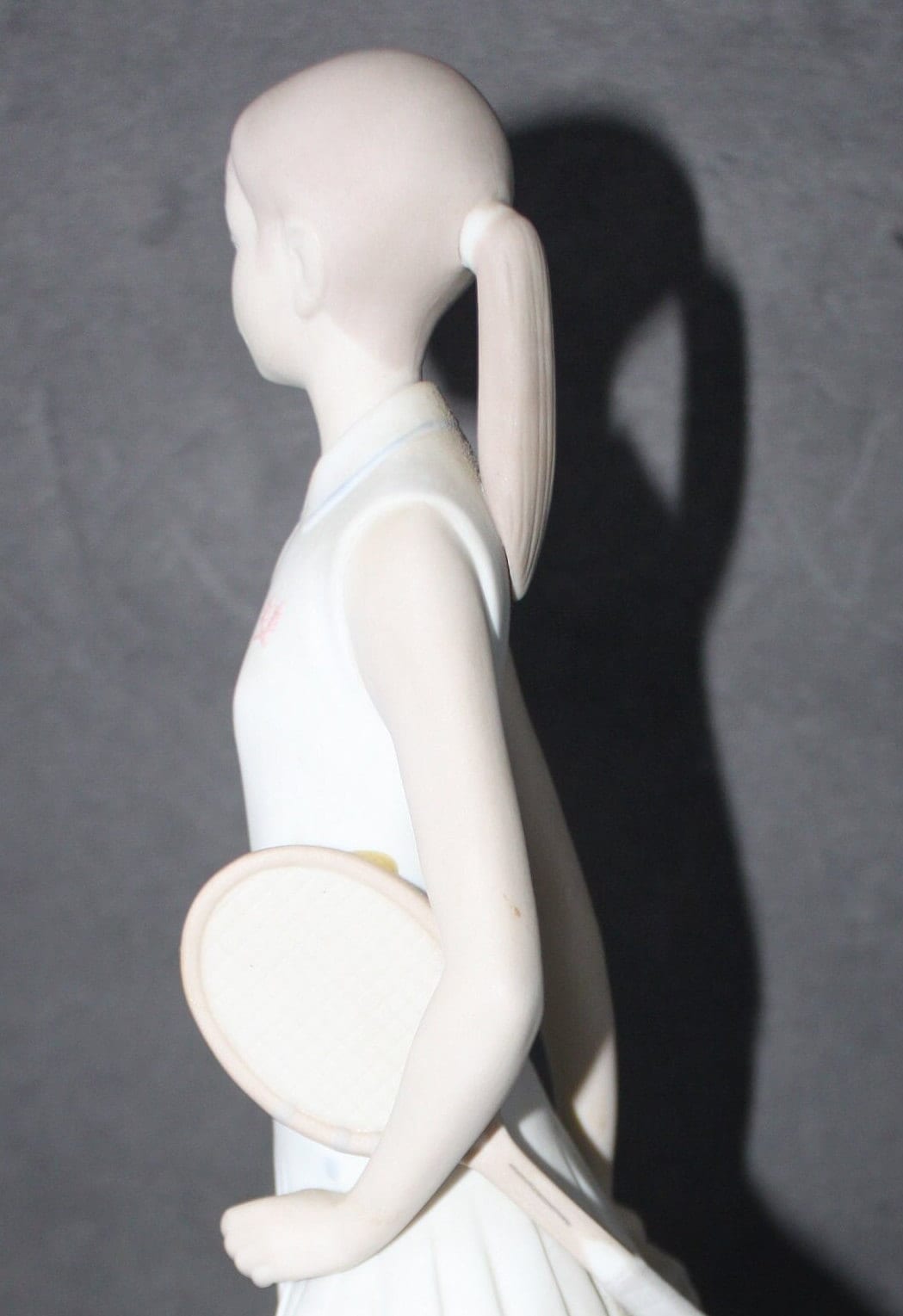 ヴィンテージ リヤドロ テニスプレイヤーガール 磁器フィギュア #4798