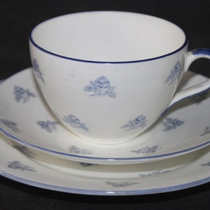 Shelley Dessert Plate Blue Rock Pattern (US2) Shelley Dessert Plate Blue Rock Pattern (US2)