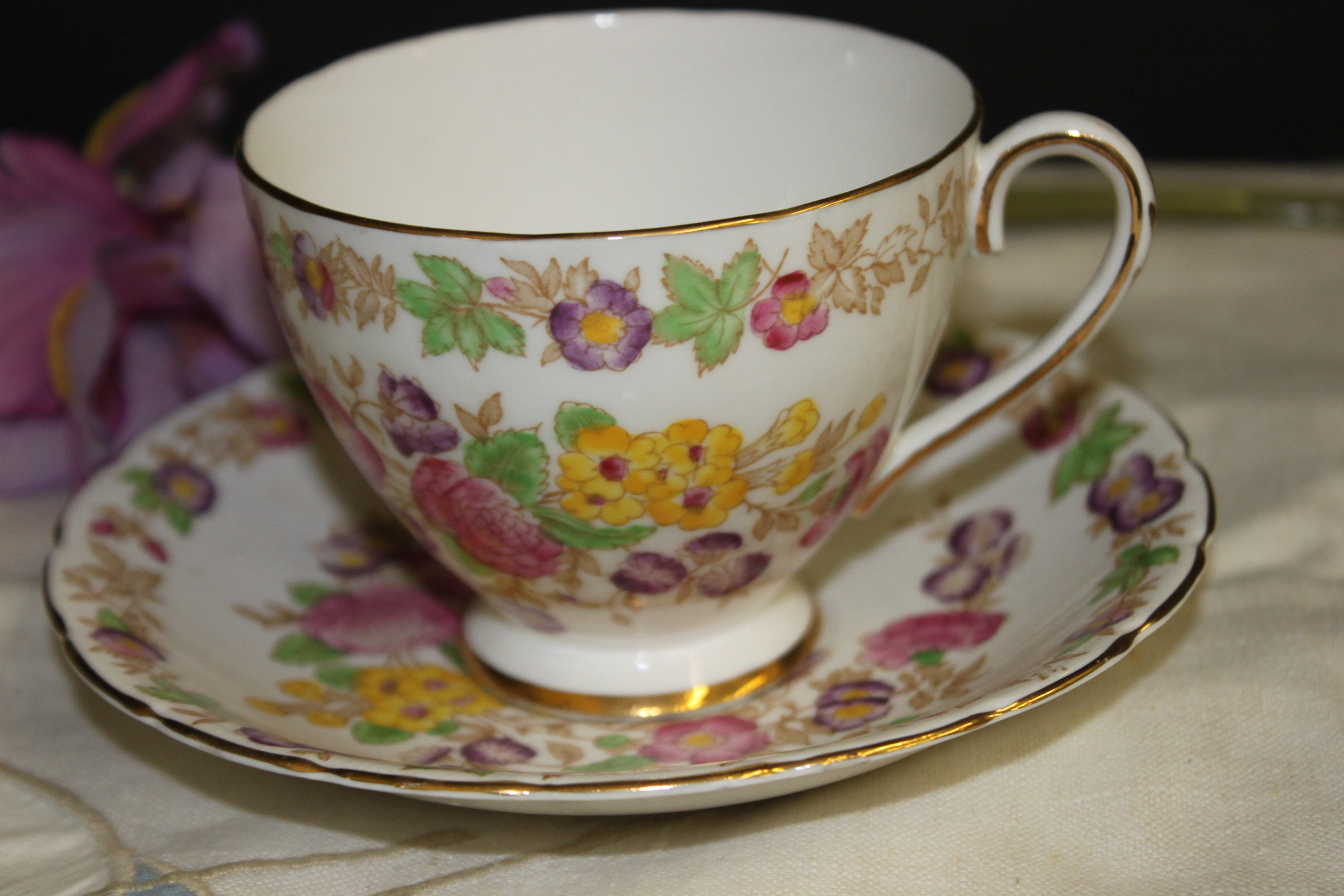 Mayfair teacup - Etsy 日本