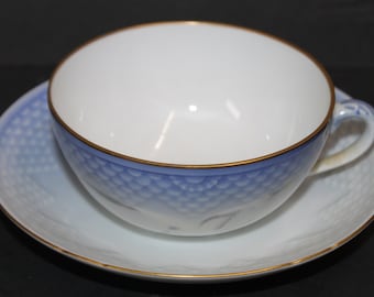 Royal Copenhagen Bing & Grondahl Seagull Pattern Gold Rim Flat Cup and Saucer Set Superb  Looks New