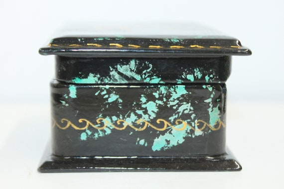 An Attractive Rectangular Trinket Box From Russia… - image 3