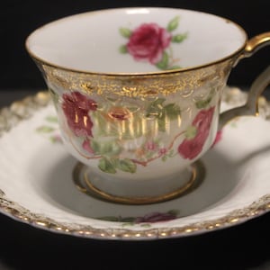 Vintage Trimont Japan Hand Painted Heavy Gold Outline. Teacup & Saucer, Japan Teacup,