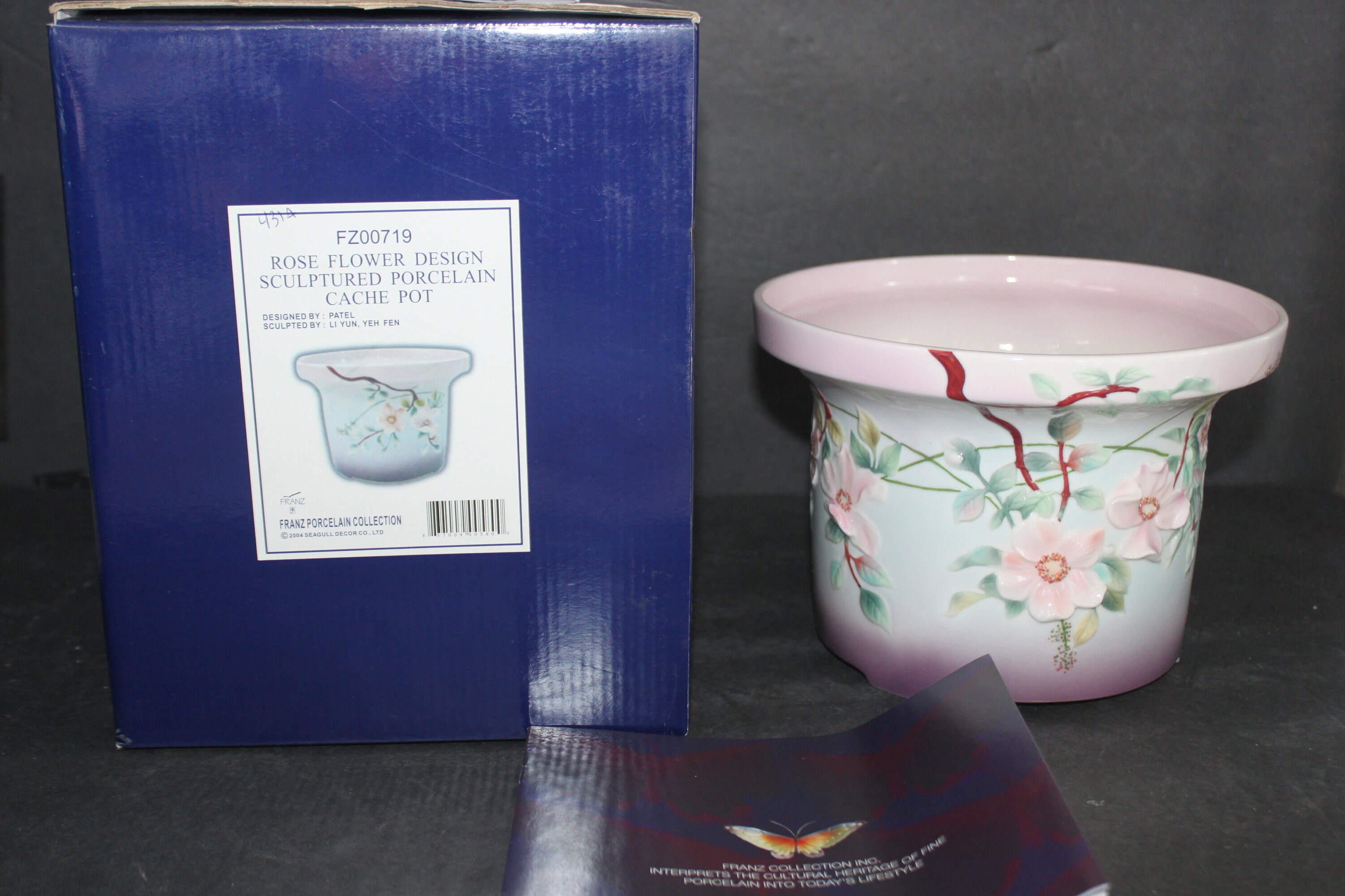 Franz Porcelain Rose Cache Pot: Hand-painted 