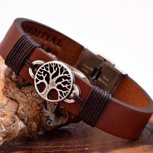 Women Tree Bracelet, Mothers Day Gift, Family Tree Bracelet, Gift For Mom Special Personalized Women Bracelet Leather Accessorie Anniversary