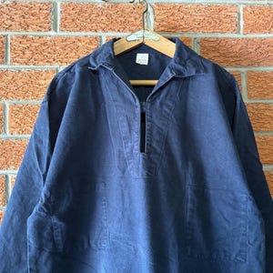 Pit24" Francuska bluza rybacka z płótna bawełnianego w kolorze granatowym Wyprodukowano we Francji Odzież robocza vintage