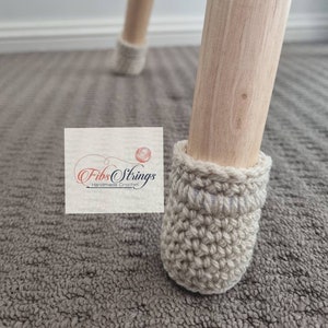 16pcs White Color Knitting Wool Furniture Socks/Chair Leg Floor Protector  (16 White)